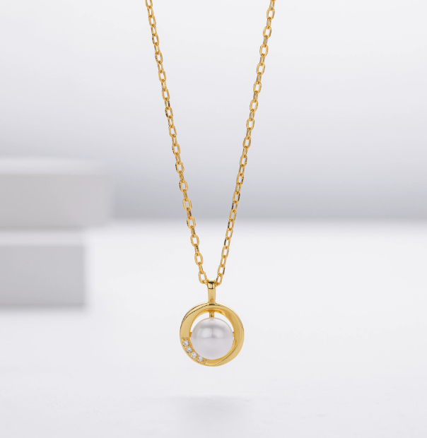 Open Circle Pearl Pendant Necklace